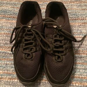 Split sole dance shoes. Worn twice. Excellent condition